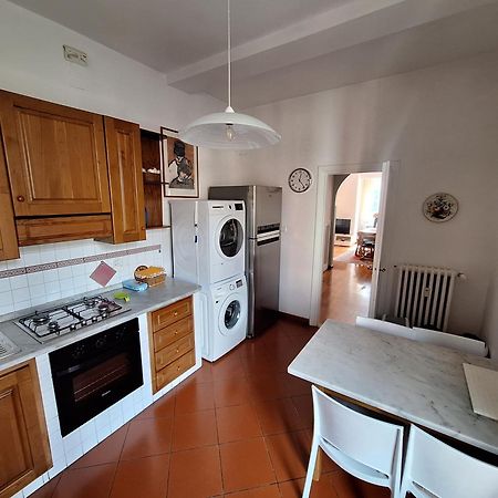 Arno River View Apartment Terraces, Free Parking Florence Exterior photo