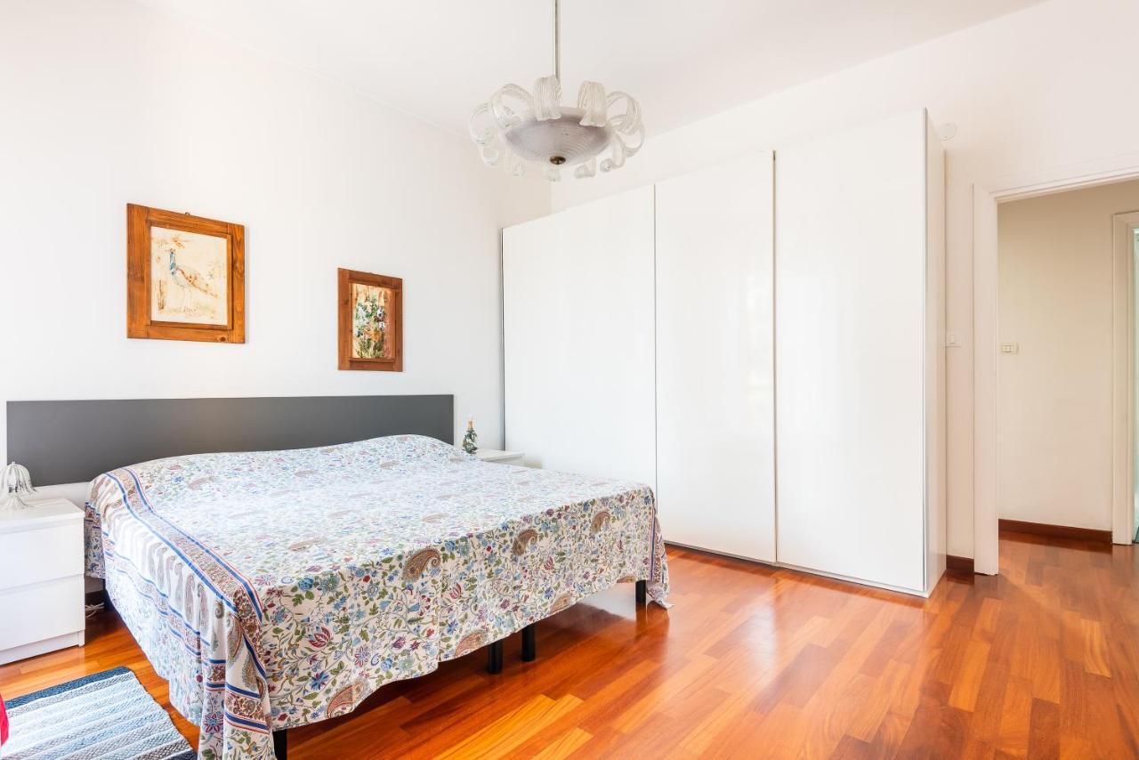Arno River View Apartment Terraces, Free Parking Florence Exterior photo